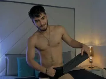 tvycas7 – webcam model profile photo Image 4