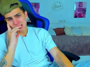 emilywarren296 – webcam model profile photo Image 12