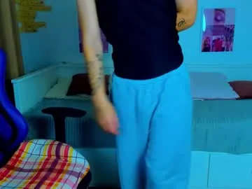 emilywarren296 – webcam model profile photo Image 19