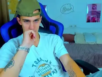 emilywarren296 – webcam model profile photo Image 9