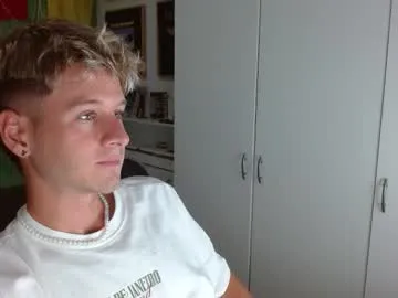 keranimaralaa33409304290 – webcam model profile photo Image 7