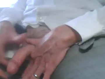 iamsomeone1234 – webcam model profile photo Image 8