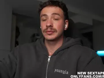 sexyaru – webcam model profile photo Image 3