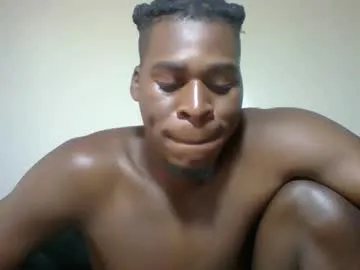 MysticRaye – webcam model profile photo Image 12