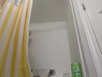 geeznutsizonyrchyn – webcam model profile photo