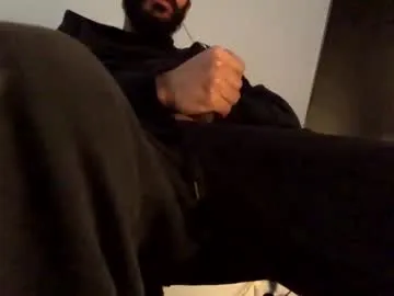 germanlatino02 – webcam model profile photo