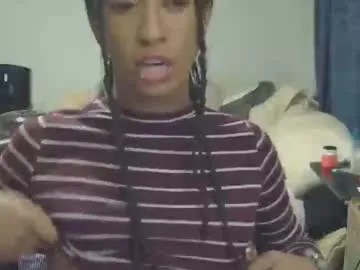 EmiliaWalker – webcam model profile photo Image 6