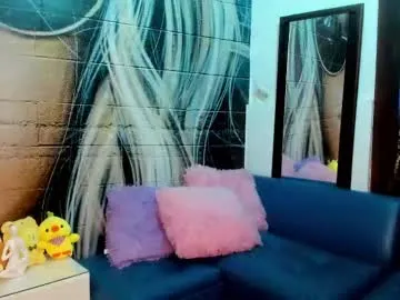 tvycas7 – webcam model profile photo Image 3