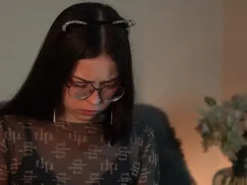 indian_yashika – webcam model profile photo Image 5