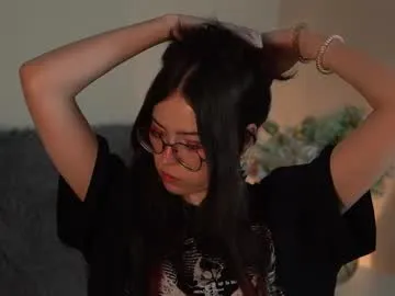 indian_yashika – webcam model profile photo Image 6