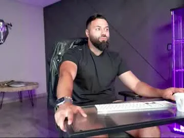 emilywarren296 – webcam model profile photo Image 6