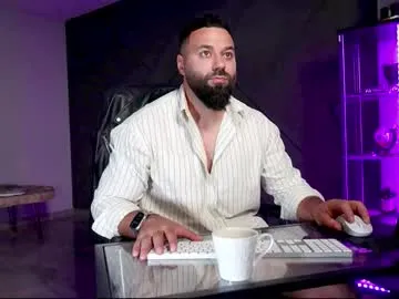 emilywarren296 – webcam model profile photo Image 8