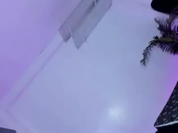 the_right_girl – webcam model profile photo Image 9