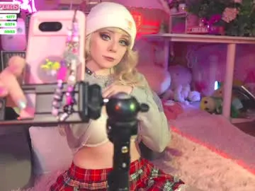 mia_cloudy – webcam model profile photo Image 12