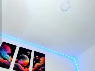 sunflower_28 – webcam model profile photo Image 10