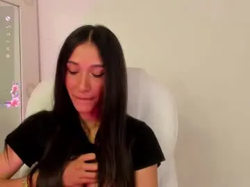 gorgeous_brunette Image 3