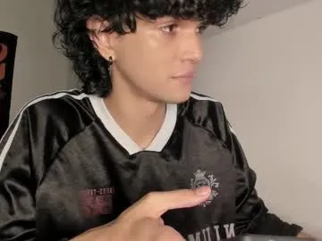 kisspriya – webcam model profile photo Image 15