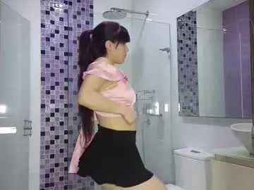 LuluWilde – webcam model profile photo Image 16