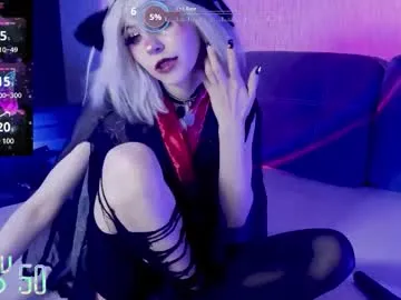 EmiliaWalker – webcam model profile photo Image 10