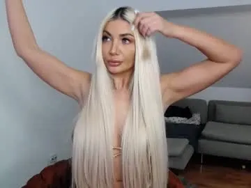 hellenroyy – webcam model profile photo