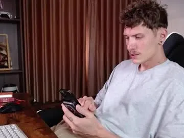 EvanyaRose – webcam model profile photo Image 7