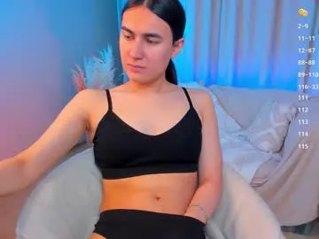 DelliaSmith – webcam model profile photo Image 14