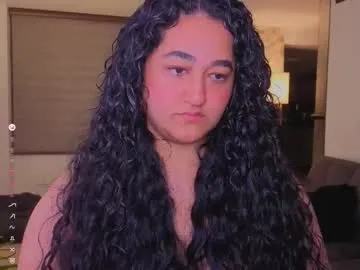 kathariine – webcam model profile photo Image 3