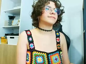 idkusethis – webcam model profile photo Image 10