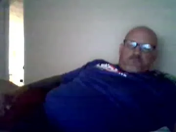 hornlyhen – webcam model profile photo