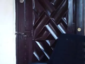 indiandesiguys2023 – webcam model profile photo Image 12