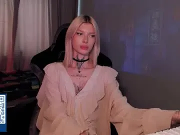 keranimaralaa33409304290 – webcam model profile photo Image 5