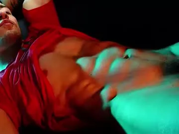 Claire – webcam model profile photo Image 5