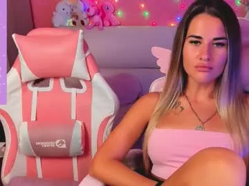 EmiliaWalker – webcam model profile photo Image 9