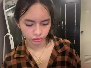 AliciaLisse – webcam model profile photo Image 4