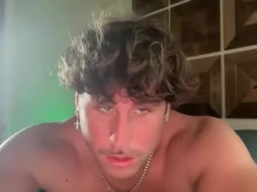 BellaHurst – webcam model profile photo Image 2