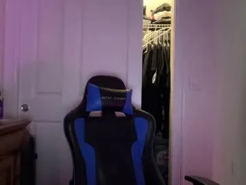 BellaHurst – webcam model profile photo Image 6