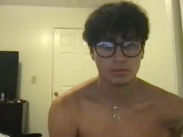 emilywarren296 – webcam model profile photo Image 12