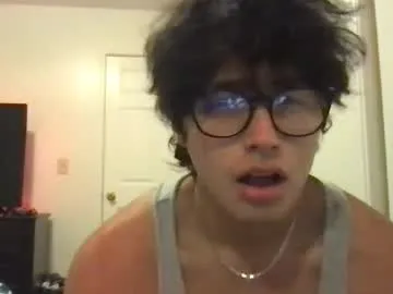 emilywarren296 – webcam model profile photo Image 3