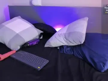 CarolinePrescott – webcam model profile photo Image 17