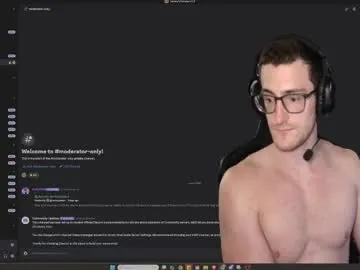 flirtsxxx – webcam model profile photo Image 2