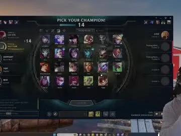 flirtsxxx – webcam model profile photo Image 7