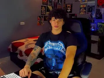 iamsomeone1234 – webcam model profile photo Image 11