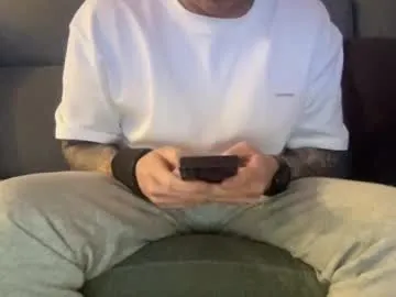 your_priya_77 – webcam model profile photo Image 10