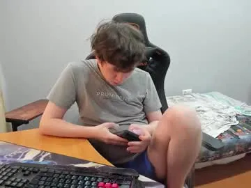 localtwink666 – webcam model profile photo Image 2