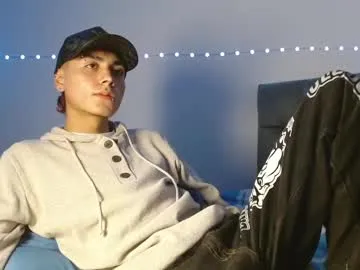 LaylaWoods – webcam model profile photo Image 4