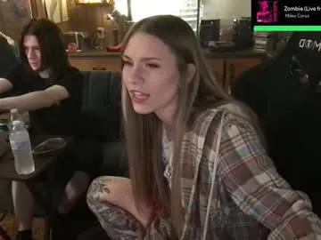 EmiliaWalker – webcam model profile photo Image 2