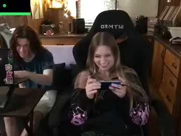 EmiliaWalker – webcam model profile photo Image 6