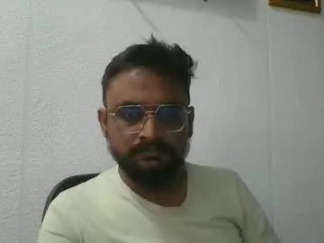 sofiakhanxo – webcam model profile photo Image 3