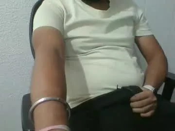 sofiakhanxo – webcam model profile photo Image 4