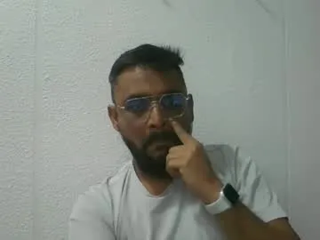 sofiakhanxo – webcam model profile photo Image 6